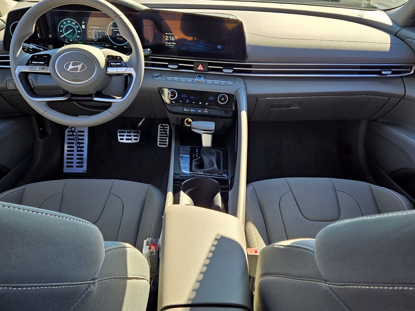 New 2026 Hyundai Elantra SEL FWD image 8