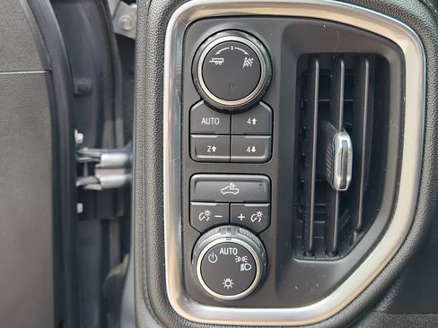 Used 2019 Chevrolet Silverado 1500 LT w/ All-Star Edition AWD/4WD image 18