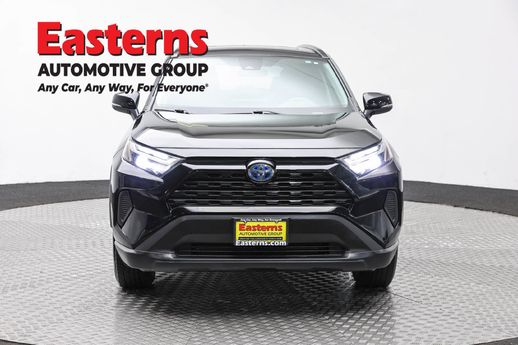 Used 2023 Toyota RAV4 XLE w/ Convenience Package AWD/4WD image 3