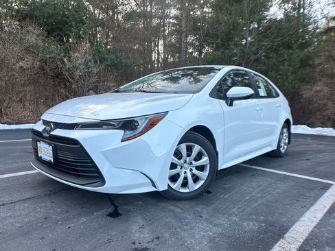New 2026 Toyota Corolla LE image 1