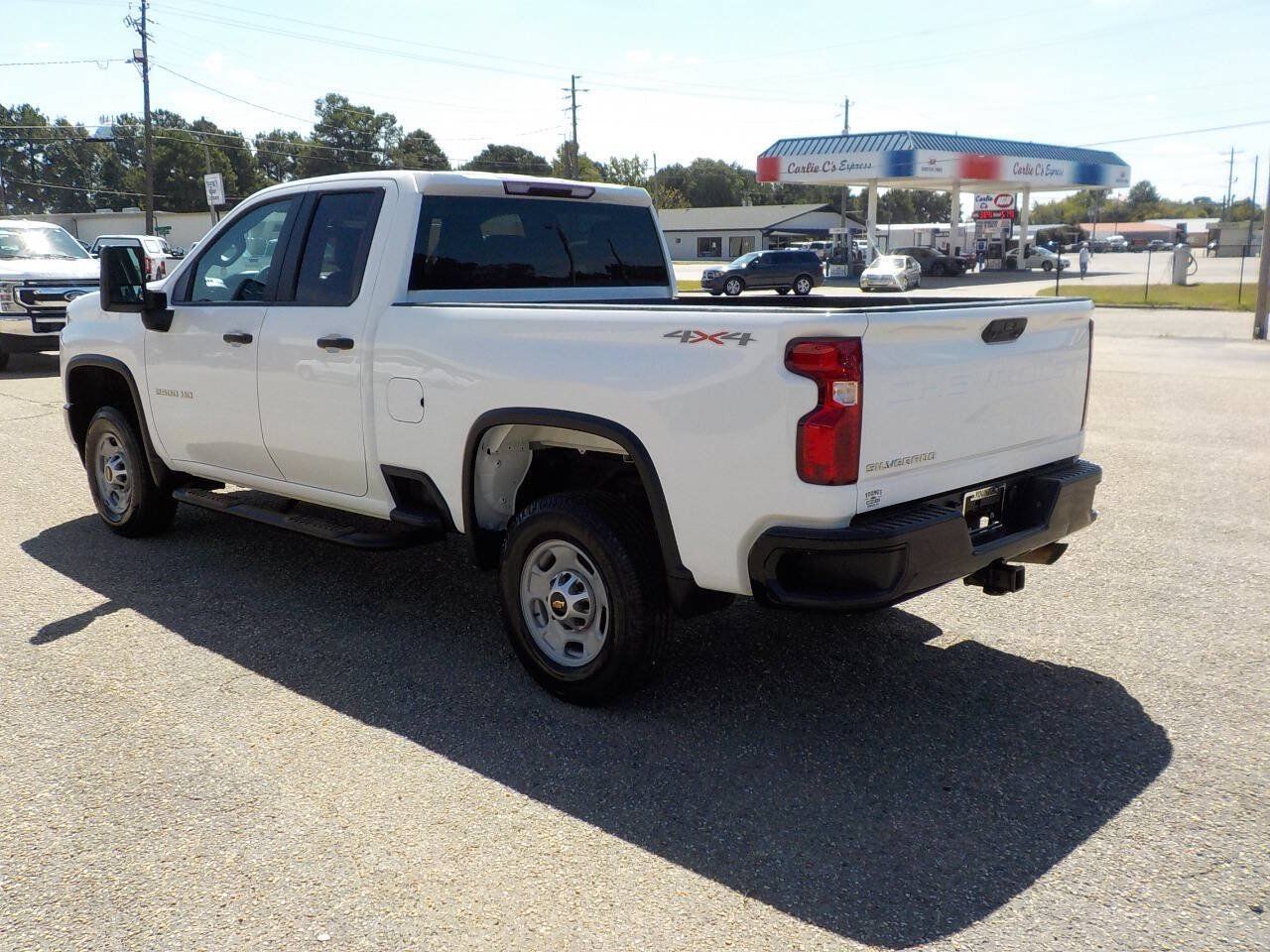 Used 2023 Chevrolet Silverado 2500 W/T w/ WT Fleet Convenience Package AWD/4WD image 3