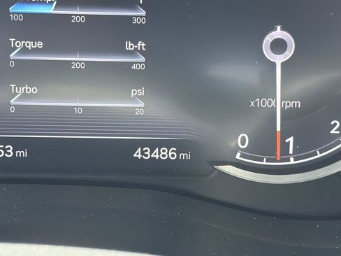 Used 2022 Genesis G70 3.3T RWD image 33