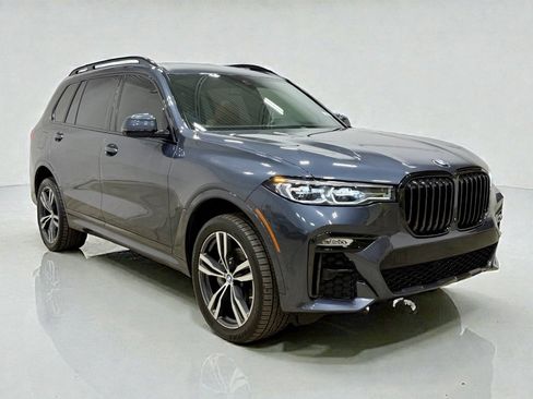 Used 2021 BMW X7 xDrive40i w/ M Sport Package image 14