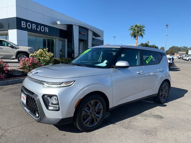 Used 2020 Kia Soul EX FWD image 1