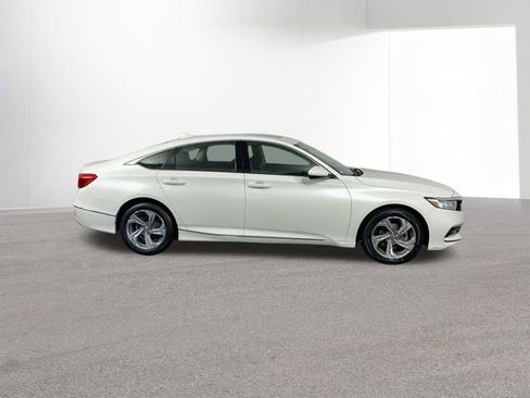Used 2020 Honda Accord EX image 37