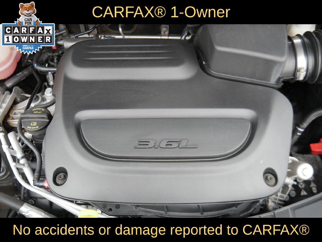 Used 2025 Chrysler Pacifica Limited FWD image 9