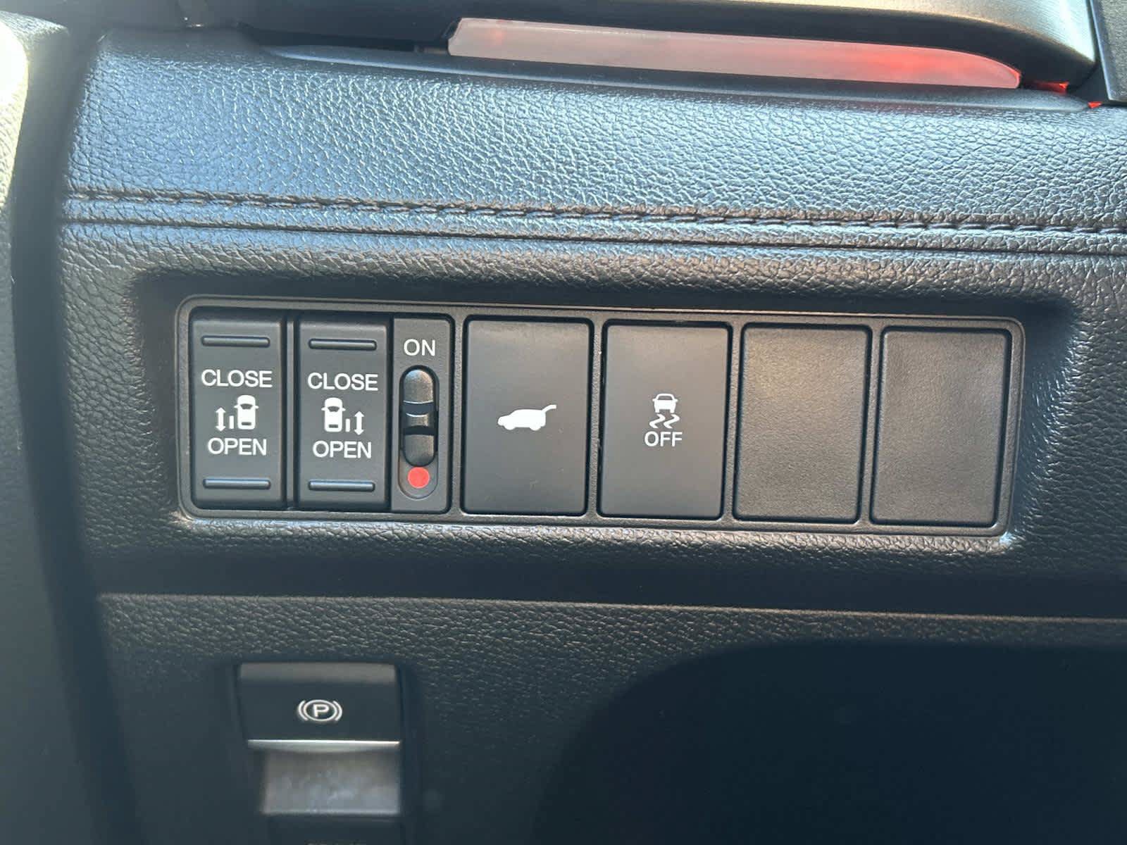 Used 2025 Honda Odyssey Sport-L image 31