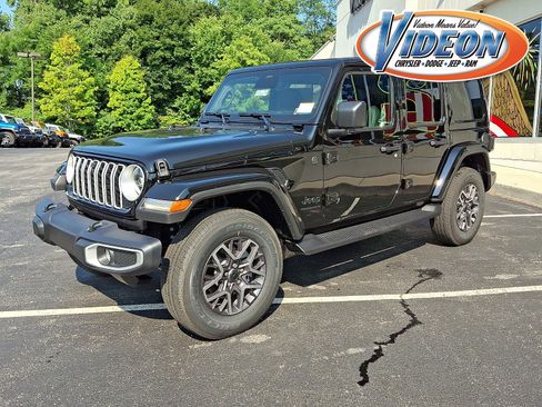 New 2026 Jeep Wrangler Unlimited Sahara AWD/4WD image 1