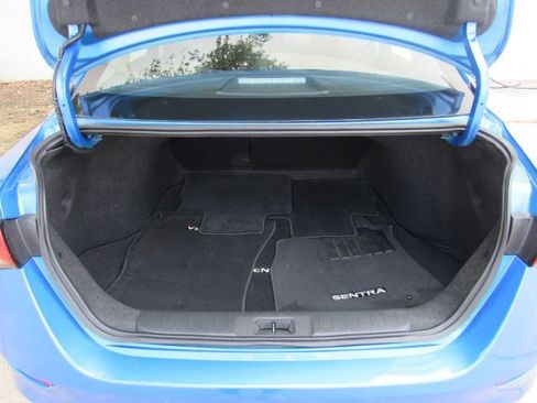 Used 2023 Nissan Sentra SV image 23