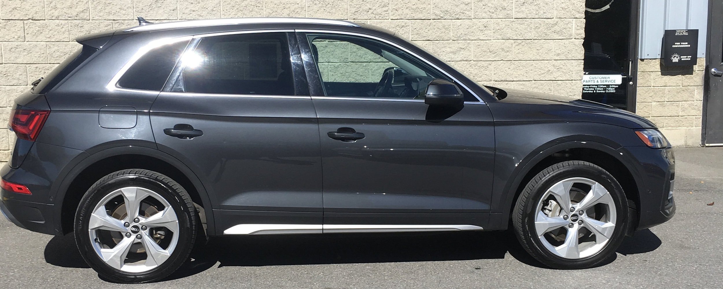 Used 2021 Audi Q5 Prestige w/ Prestige Package AWD/4WD image 3