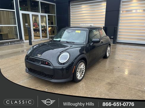 New 2026 MINI Cooper S image 1