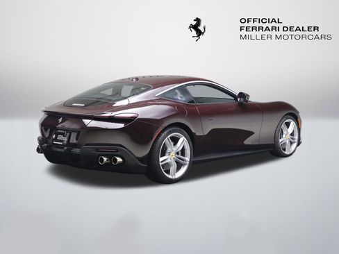 Certified 2023 Ferrari Roma image 8