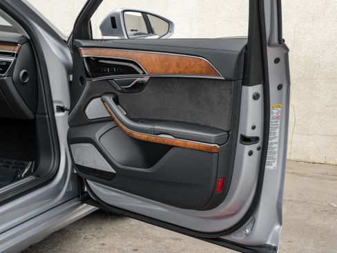 Used 2020 Audi A8 L 4.0T image 57