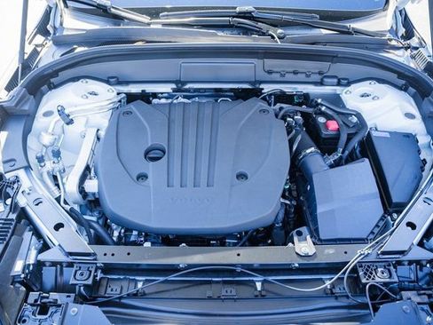 New 2026 Volvo XC60 B5 Ultra w/ Protection Package Premier image 19