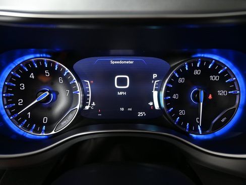 New 2026 Chrysler Pacifica Limited image 27