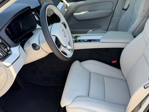 New 2027 Volvo XC60 B5 Ultra AWD/4WD image 18
