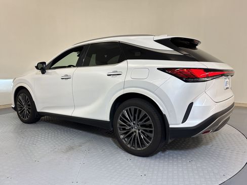 Used 2025 Lexus RX 350 AWD w/ Convenience Package image 3