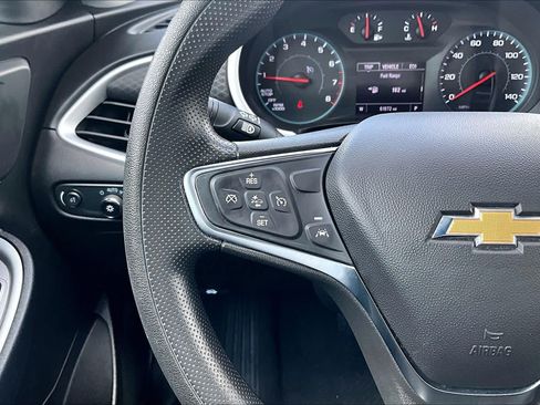 Used 2024 Chevrolet Malibu LT FWD image 24
