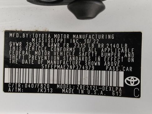 Used 2022 Toyota Corolla LE FWD image 33