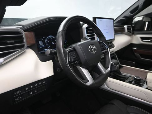 Used 2022 Toyota Tundra Capstone AWD/4WD image 12