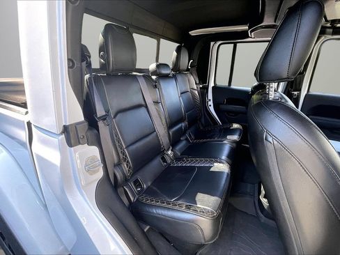 Used 2022 Jeep Gladiator Overland AWD/4WD image 25