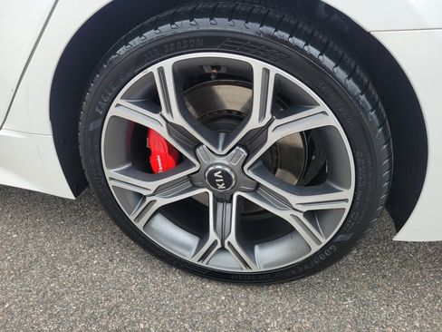 Used 2020 Kia Stinger GT2 AWD/4WD image 27