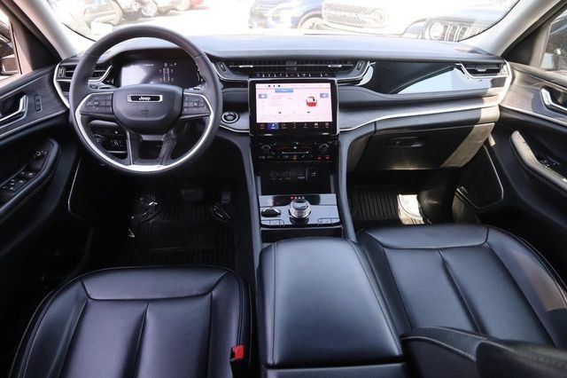 Used 2024 Jeep Grand Cherokee Limited 4xe AWD/4WD image 24