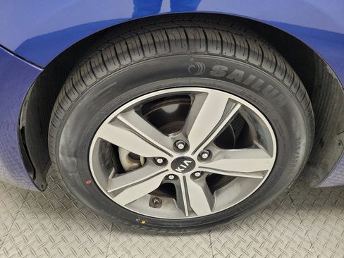 Used 2018 Kia Forte S FWD image 31