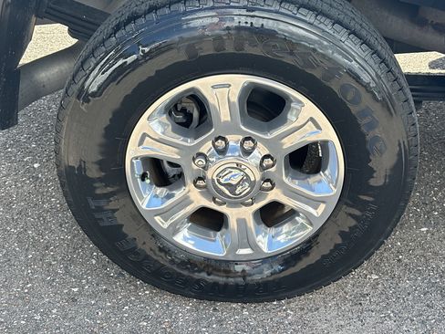 Used 2023 RAM 3500 Big Horn w/ Level 1 Equipment Group AWD/4WD image 17