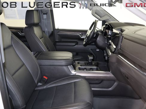 Certified 2024 Chevrolet Silverado 1500 LTZ w/ LTZ Premium Package AWD/4WD image 24