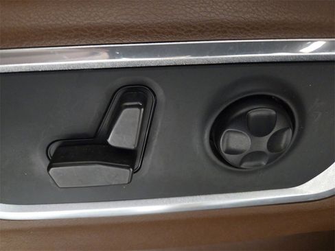 Used 2021 RAM 1500 Laramie image 12