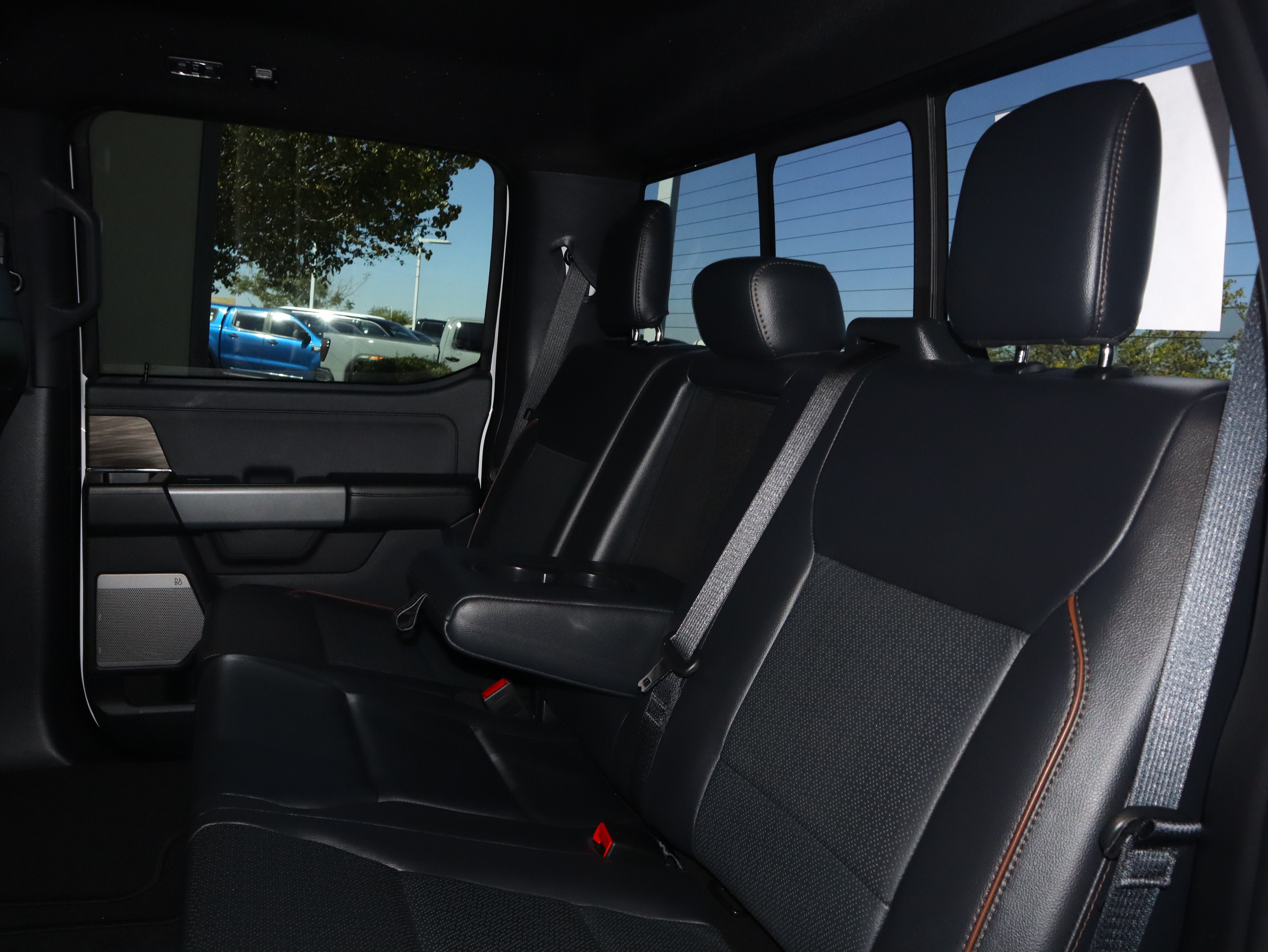 Used 2024 Ford F150 Lariat AWD/4WD image 37