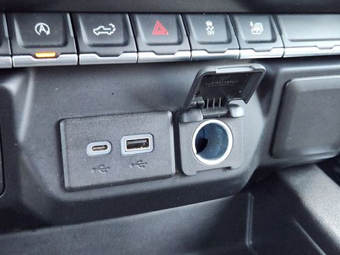 Used 2020 Chevrolet Silverado 1500 RST w/ Texas Edition image 22