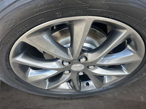 Used 2018 Dodge Durango GT w/ Premium Group AWD/4WD image 16