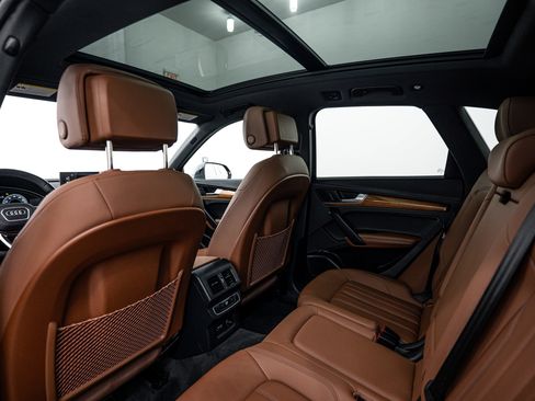 Certified 2023 Audi Q5 2.0T Premium Plus w/ Premium Plus Package image 18