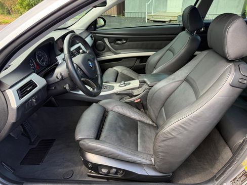 Used 2008 BMW 335i Coupe w/ Premium Pkg RWD image 18