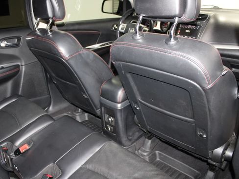 Used 2018 Dodge Journey GT FWD image 31