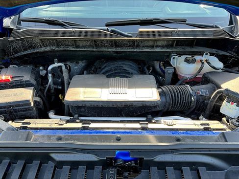 Used 2025 Chevrolet Silverado 1500 RST w/ Convenience Package II AWD/4WD image 30