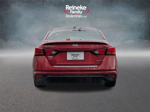 Used 2023 Nissan Altima 2.0 SR image 6