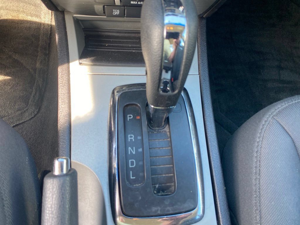 Used 2011 Ford Fusion SE FWD image 12