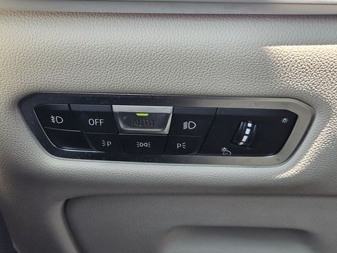 Used 2022 BMW X7 M50i AWD/4WD image 22