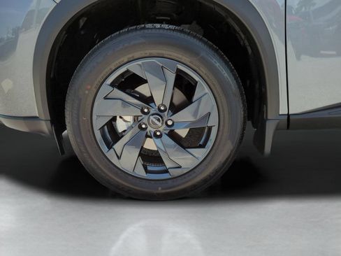 Certified 2026 Nissan Rogue SV FWD image 54