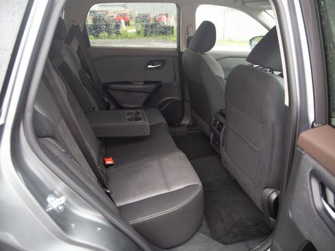 Used 2023 Nissan Rogue SV image 21