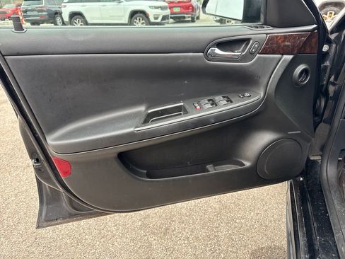 Used 2012 Chevrolet Impala LT w/ LT Sunroof Package image 11