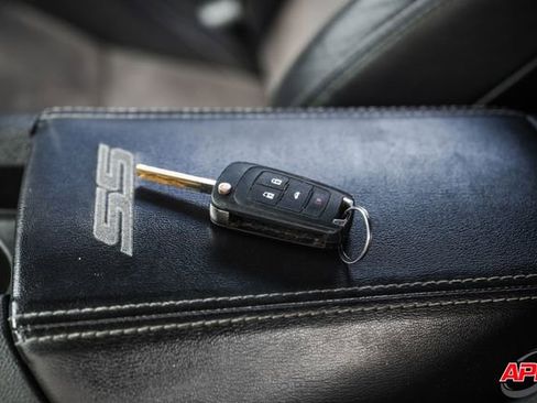 Used 2014 Chevrolet Camaro SS w/ SS Performance Package image 68