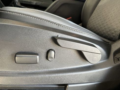 Used 2019 Chevrolet Colorado Z71 image 14