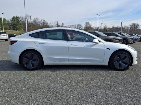 Used 2020 Tesla Model 3 Standard Range Plus image 7