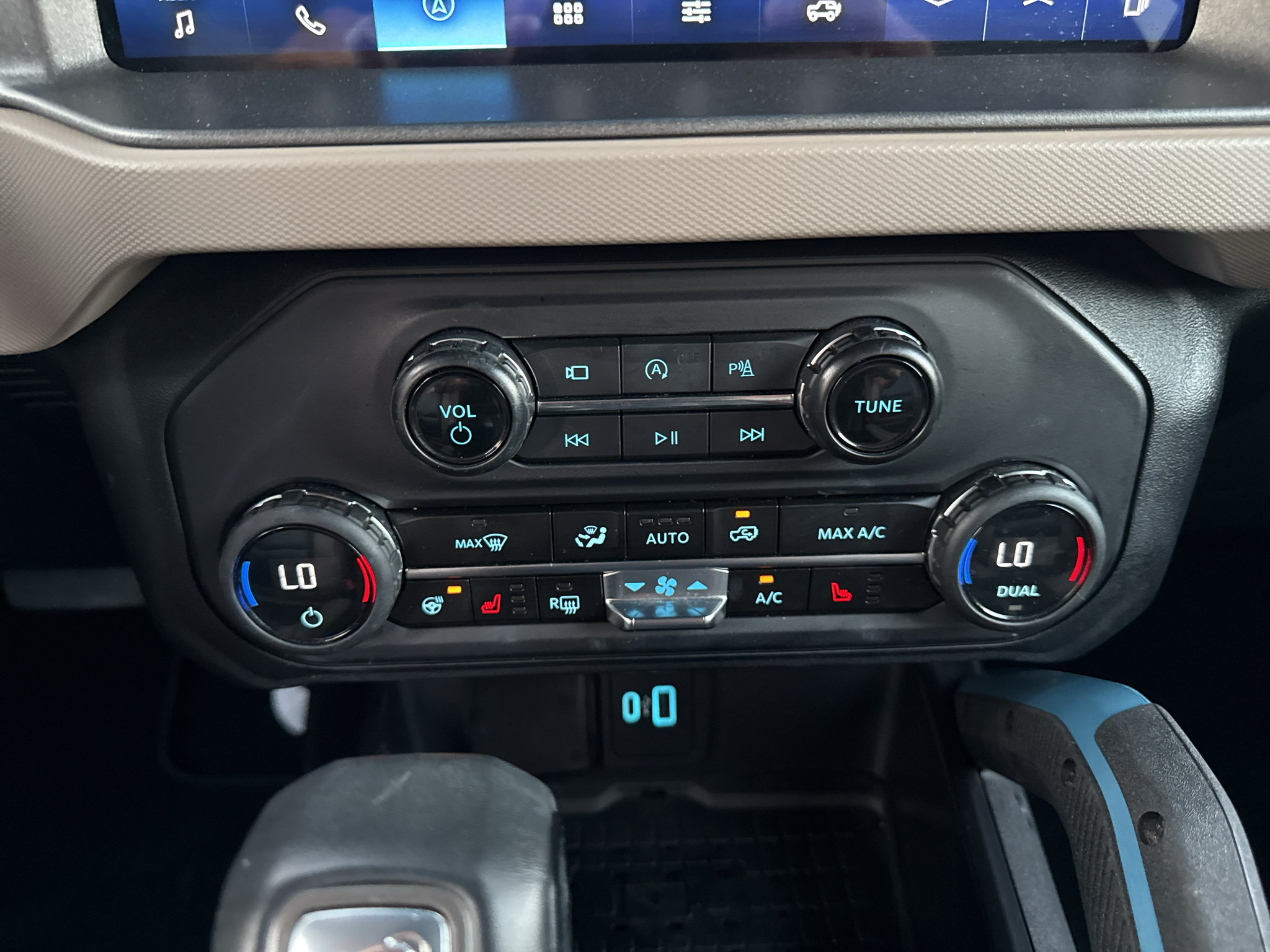 Used 2024 Ford Bronco Wildtrak AWD/4WD image 20