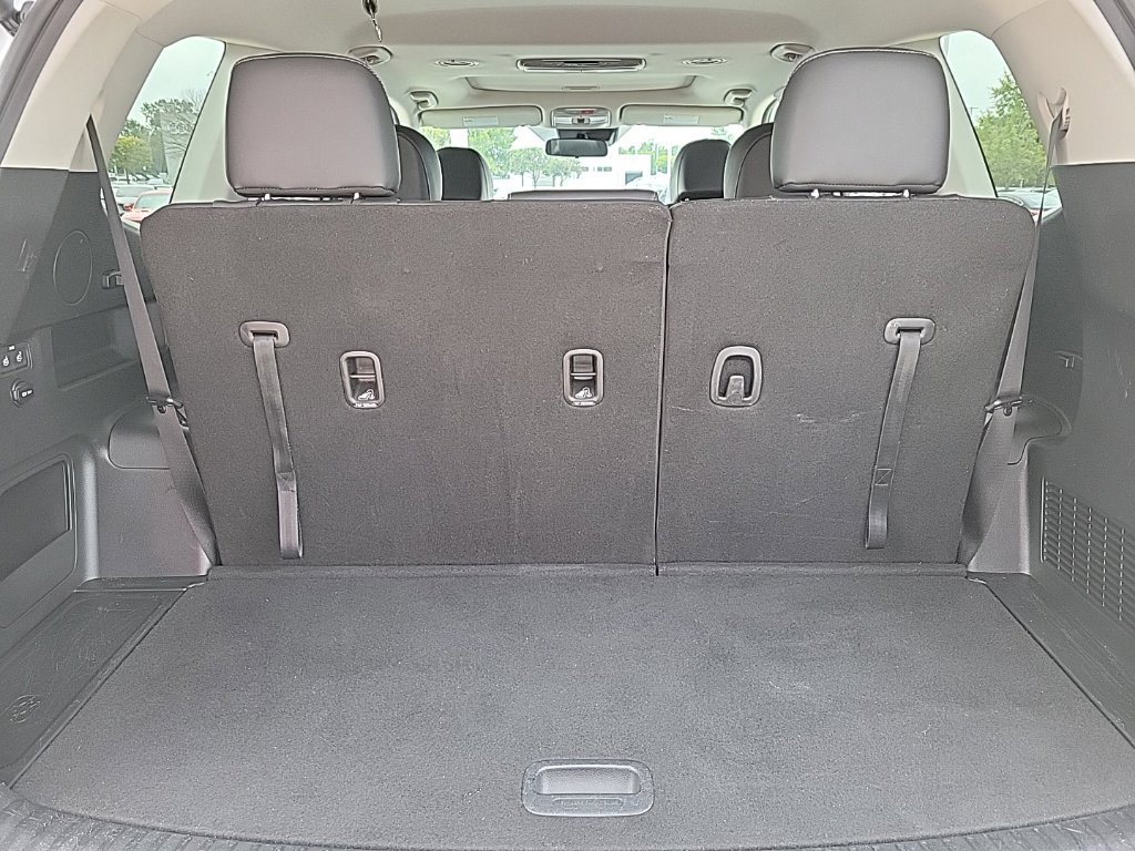 Used 2025 Kia Telluride S AWD/4WD image 17