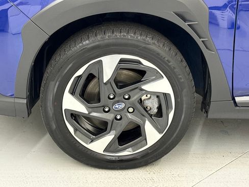 Used 2024 Subaru Crosstrek 2.5i Limited w/ Crosstrek Mirror Package image 10